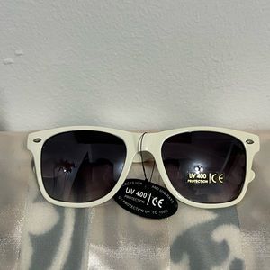 ITALY  NEW GLASSES  UV 400 PROTECTION